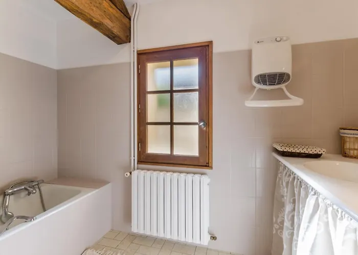 La Fontaine Saint Martin Val-d'Auzon